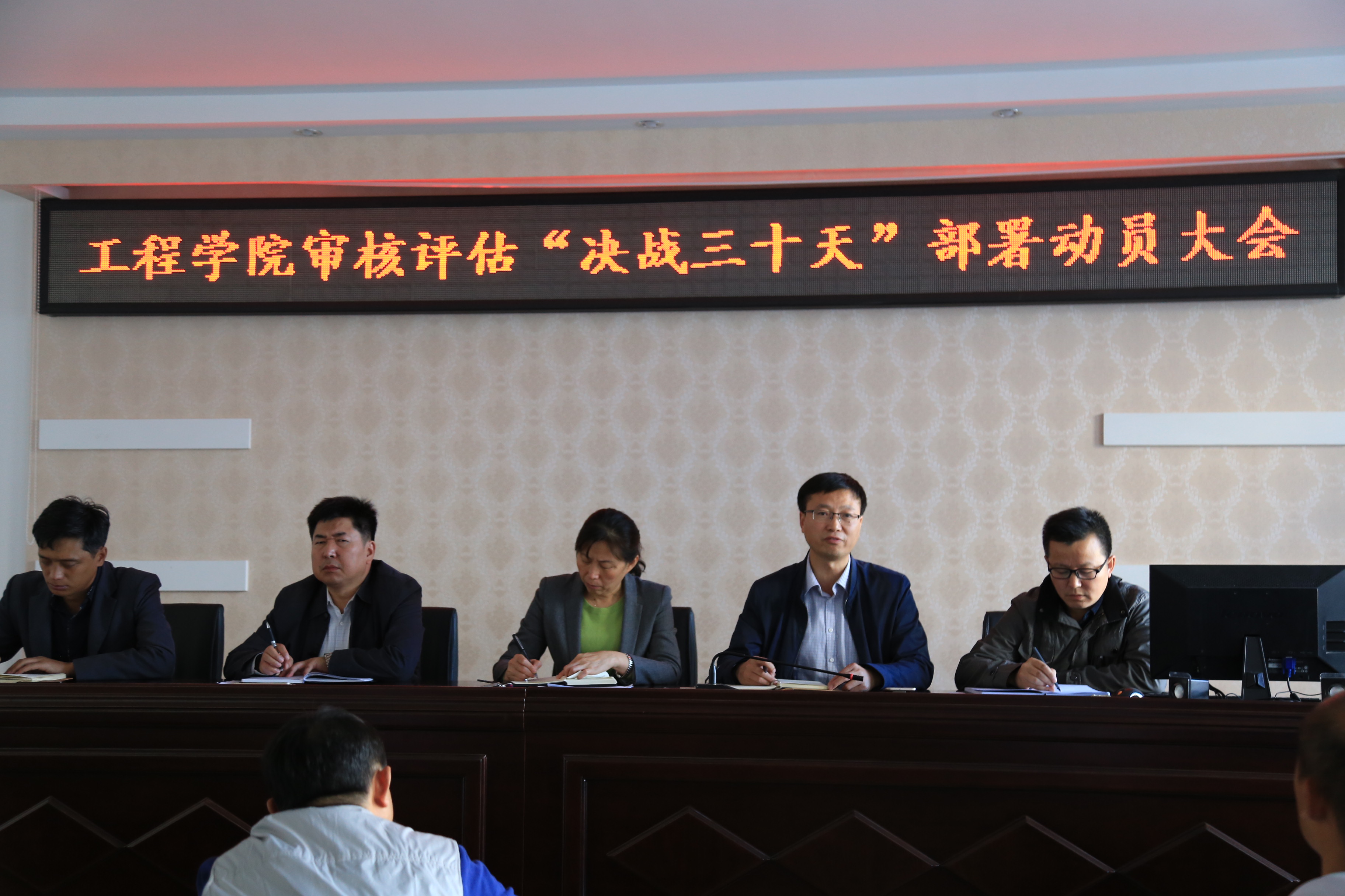 中文字幕乱码亚洲无线三区